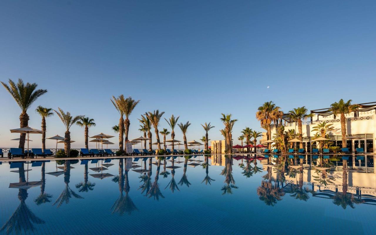 Radisson Blu Resort & Thalasso Hammamet Eksteriør bilde The resort's main pool