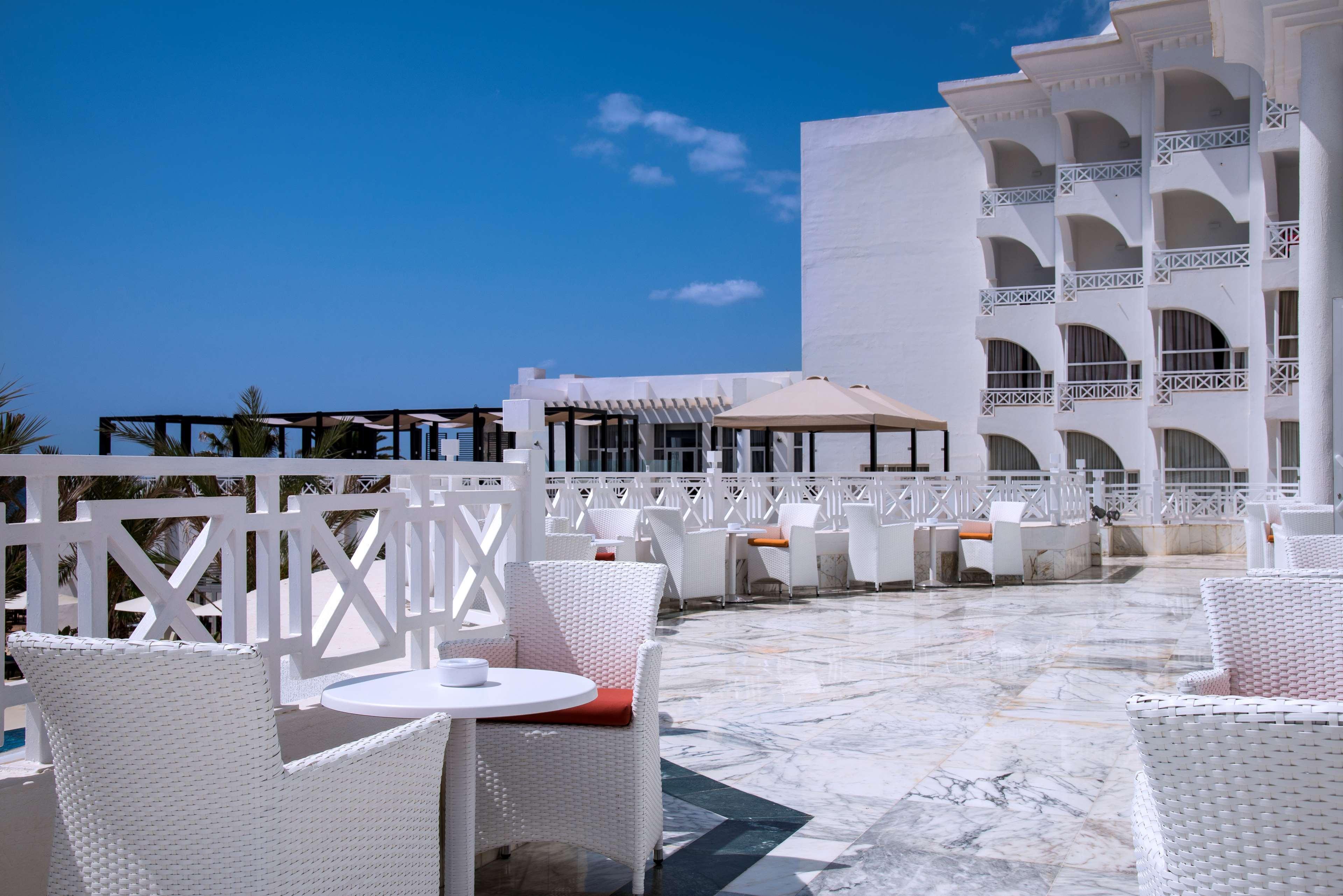 Radisson Blu Resort & Thalasso Hammamet Eksteriør bilde The hotel's rooftop